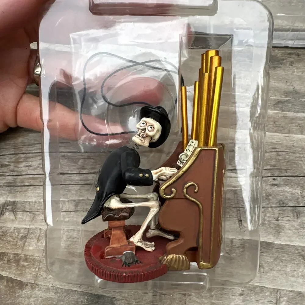 Hallmark Ornament Old Ned The Musician 2004 Halloween Skeleton Playing Piano